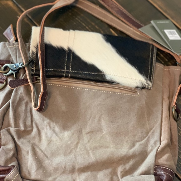 Bag! - Picture 2 of 5